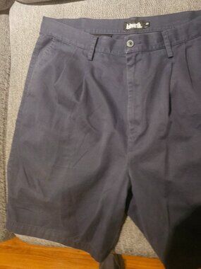 Ashworth blue golf preppy pleated button pocket shorts 40